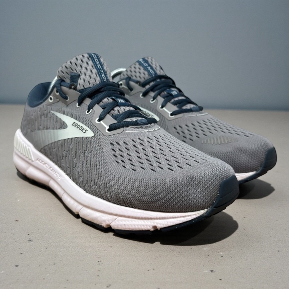 Brooks Addiction GTS 15 Running Shoes Womens 10.5 Grey Navy Support 1203521B099